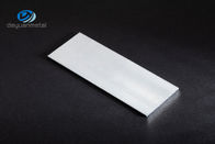El perfil plano de aluminio pulido T5 modera el material antioxidante 6060