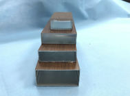 Protuberancias de aluminio del cuadrado de madera del grano con la aleación 6060 6061 6063 6082