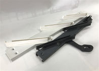 Lumbreras plásticas de la cuchilla del clip que trabajan a máquina las piezas de aluminio para el marco de ventana