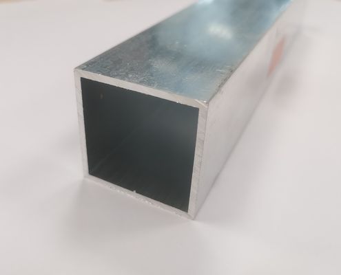 Profiles de extrusión de tubos cuadrados de aluminio de acabado de molino de espesor de 2 mm personalizados